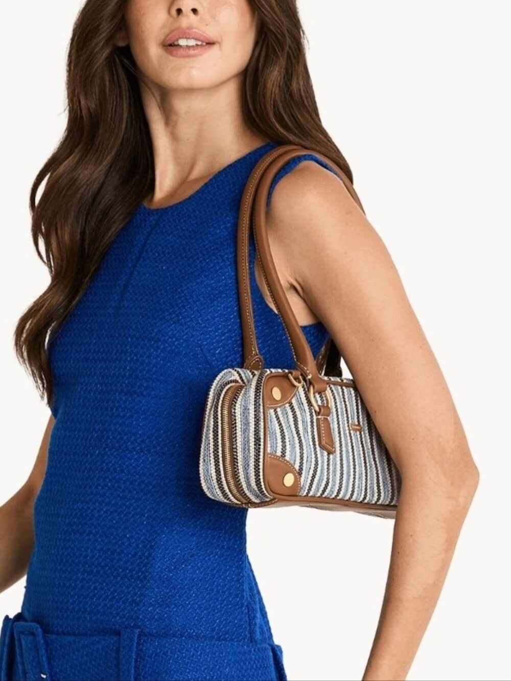 Hammitt SM Meredith Shoulder Bag - Picture 3 of 7
